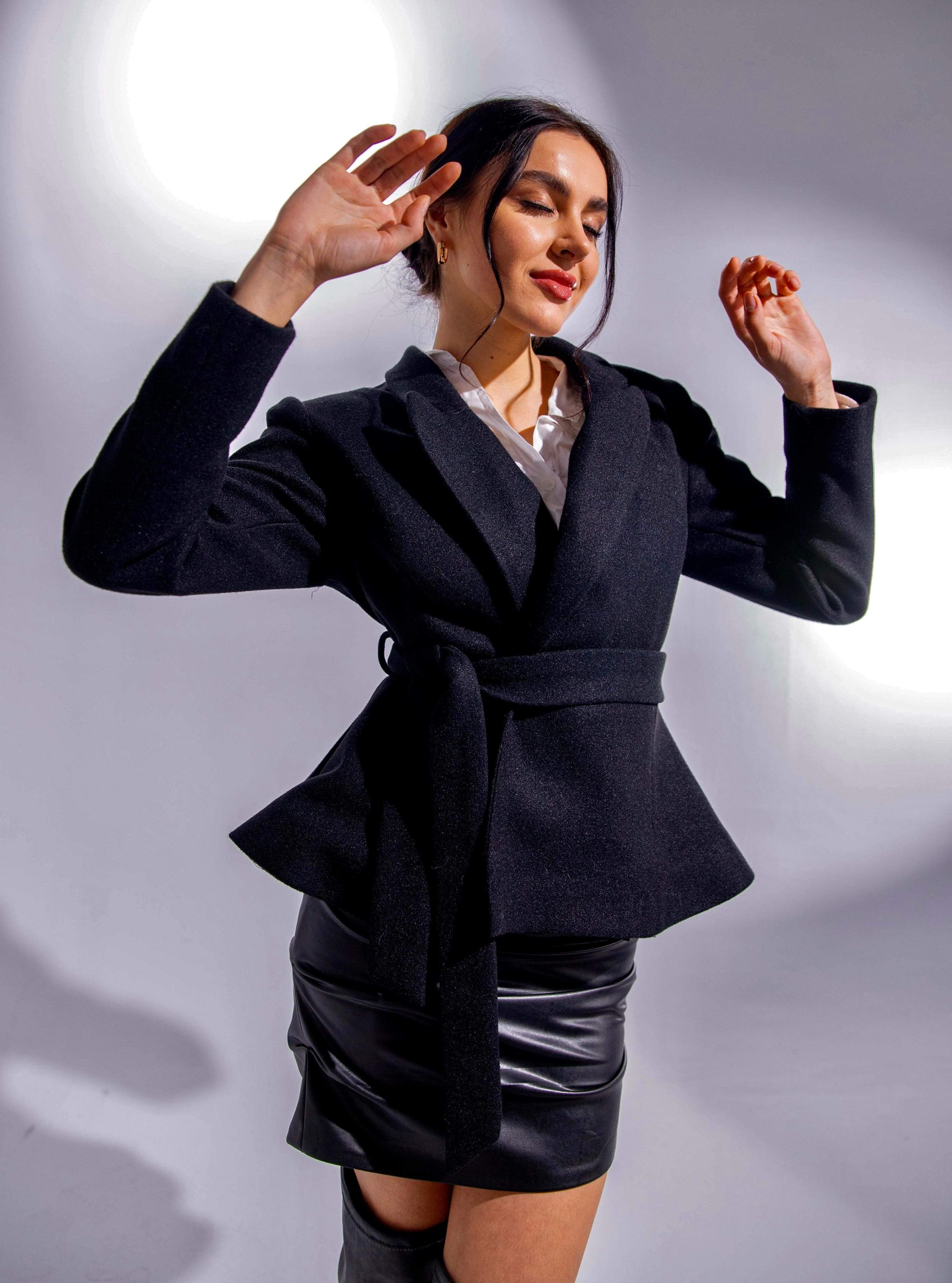 COMPACT WOOL WRAP JACKET