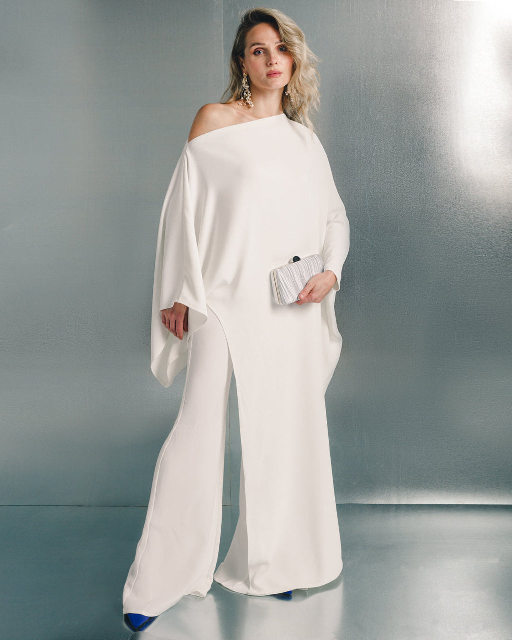 Caped loose neck crepe set