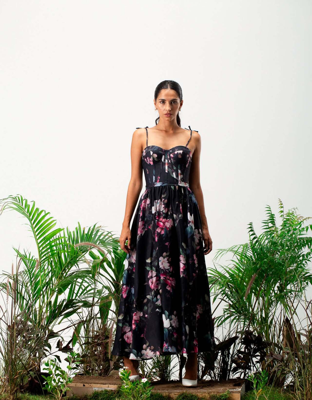 Aveleine Maxi Dress