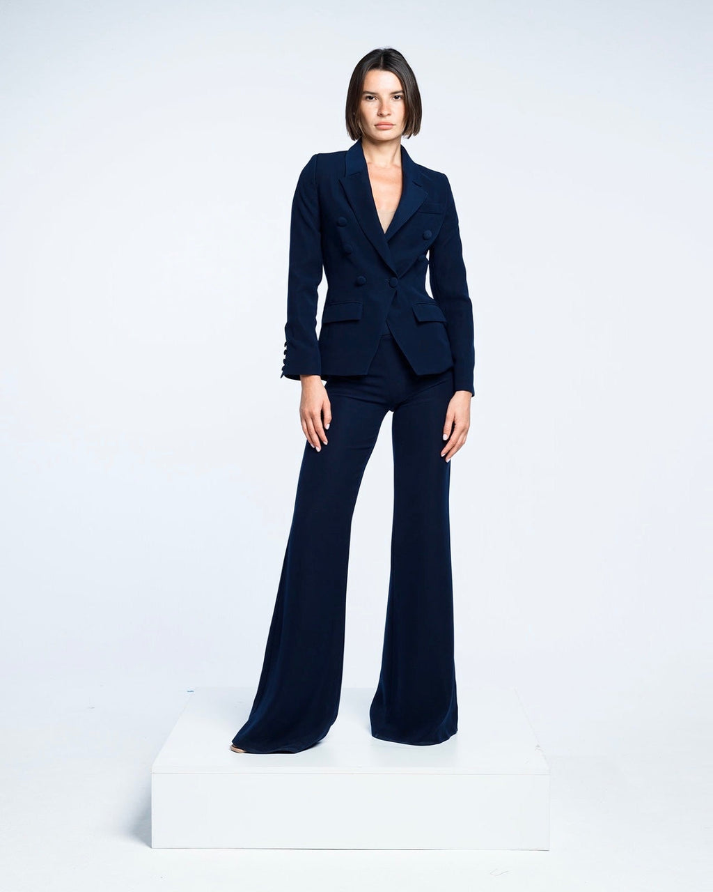 DOUBLE BREASTED BLAZER IN NAVY BLUE